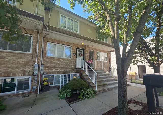 Photo 1 of Multi family home for sale at 7306 Amboy Rd, New York, NY 10307 | MLS# 1050629 | Listing updated on 2026-09-20
