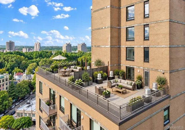 Listing Photo 5 - Condo for sale in building located at 11624 Grosvenor Ln, New York, NY 11418 - Unit #15A