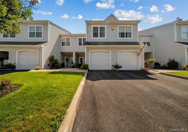Photo 36 of Condo for sale at 203 Windward Ct N, Brookhaven, NY 11777 | MLS# 1050644 | Listing updated on 2026-10-04