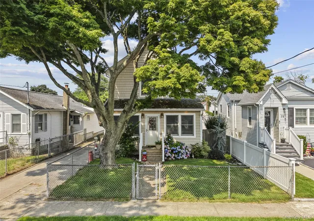 Photo 3 of Single family home for sale at 81 Wilson Ave, Babylon, NY 11701 | MLS# 1050666 | Listing updated on 2026-09-29