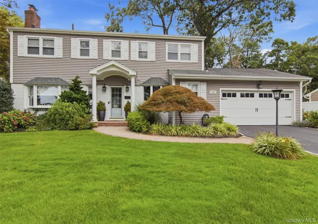 Photo 1 of Sale Pending at 10 Hilltop Ln, Oyster Bay, NY 11771 | MLS# 1050679 | Listing updated on 2026-10-03