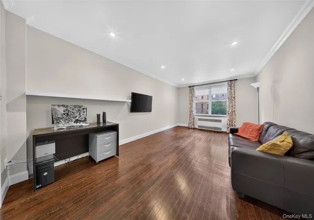 Listing Photo 3 - Condo for sale in building located at 42-25 80Th St, New York, NY 11373 - Unit #3R