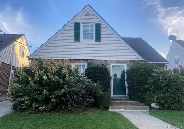 Single family home for sale at 10 Purdy, Hempstead, NY 11570 | MLS# 1050717