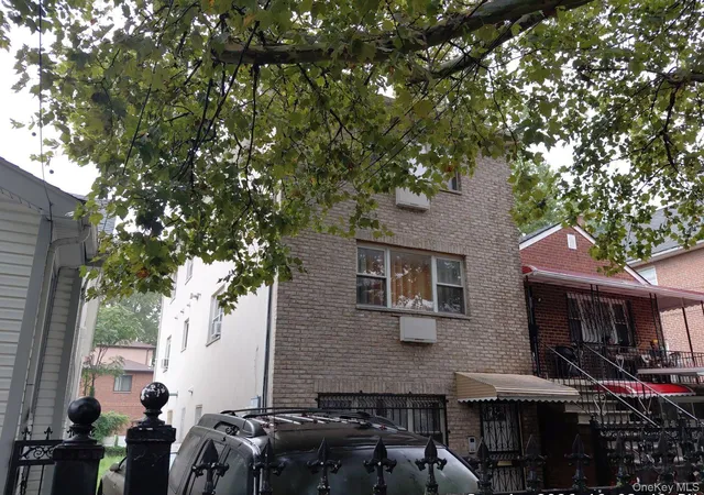 Photo 3 of Multi family home for sale at 1022 E 232nd Street, New York, NY 10466 | MLS# 1050745 | Listing updated on 2026-09-16