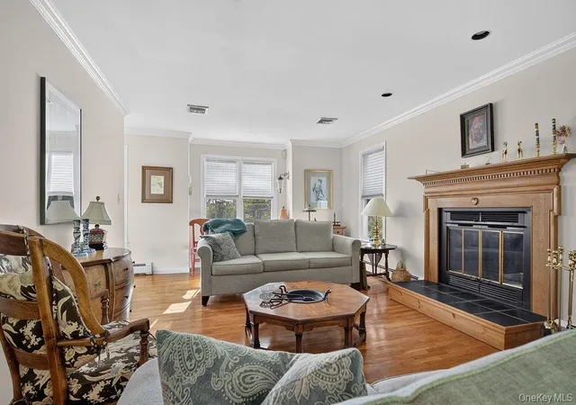 Photo 4 of Single family home for sale at 160 Hillside Ave, Orangetown, NY 10960 | MLS# 1050755 | Listing updated on 2026-10-06