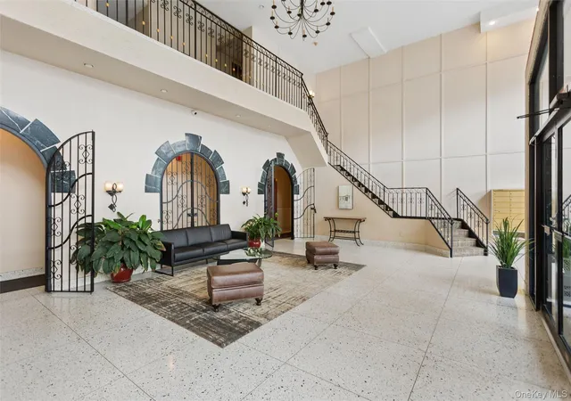 Photo 3 of House for sale at 370 W Broadway #2A, Long Beach, NY 11561 | MLS# 1050759 | Listing updated on 2026-10-08