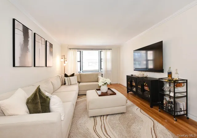 Photo 3 of Condo for sale at 1 Birchwood Ct #2O, Hempstead, NY 11501 | MLS# 1050778 | Listing updated on 2026-09-20