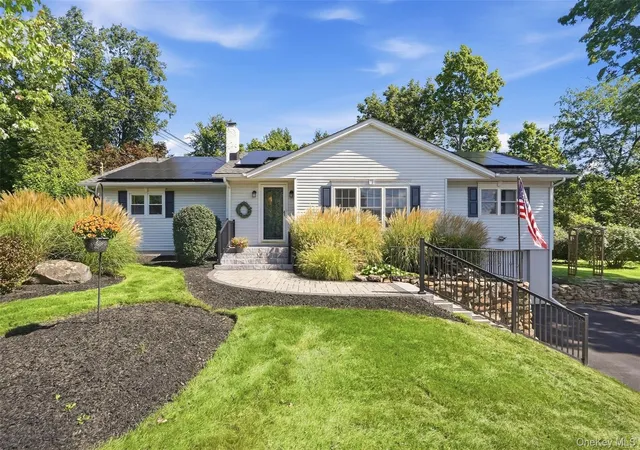 Photo 1 of Single family home for sale at 83 Harth Dr, New Windsor, NY 12553 | MLS# 1050802 | Listing updated on 2026-09-30