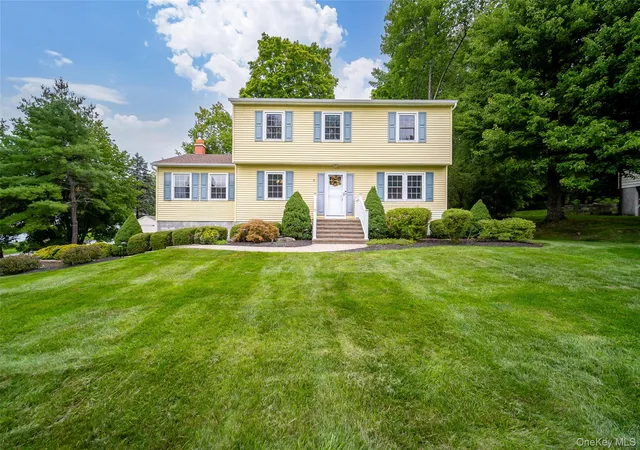 Photo 1 of Single family home for sale at 1 Tanglewood Ln, La Grange, NY 12603 | MLS# 1050805 | Listing updated on 2026-10-04