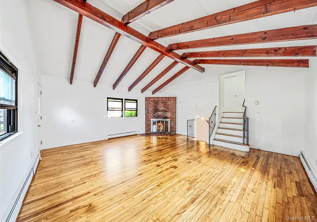 Photo 3 of Single family home for sale at 276 Deauville Blvd, Babylon, NY 11726 | MLS# 1050815 | Listing updated on 2026-09-25