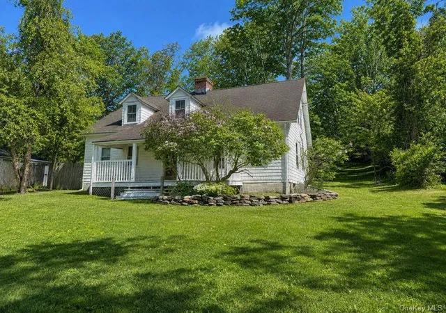 Photo 3 of Single family home for sale at 47 Route 25a, Smithtown, NY 11787 | MLS# 1050824 | Listing updated on 2026-09-28