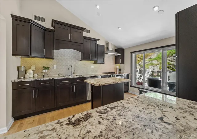 Photo 3 of Single family home for sale at 16 Birch Dr, Carmel, NY 10541 | MLS# 1050829 | Listing updated on 2026-09-18