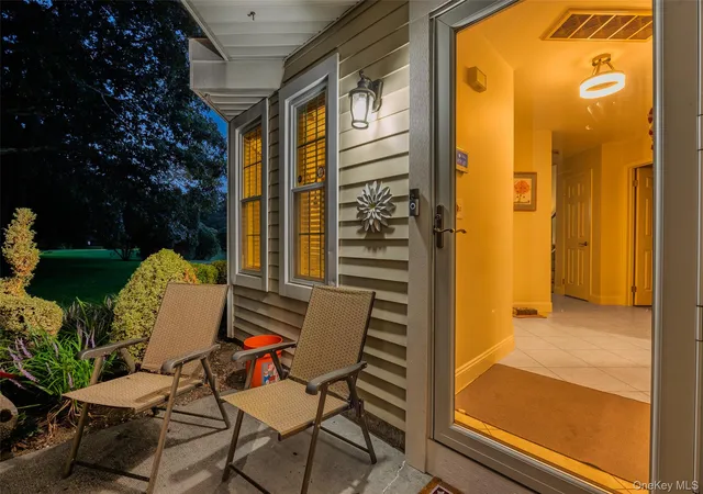Photo 3 of Single family home for sale at 1 Pidgeon Ct, Brookhaven, NY 11949 | MLS# 1050832 | Listing updated on 2026-09-20