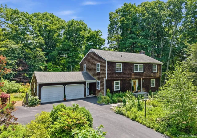 Photo 1 of Single family home for sale at 9 Cross Pond Rd, Lewisboro, NY 10590 | MLS# 1050837 | Listing updated on 2026-09-18