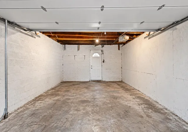 Photo 4 of House for sale at 212 Bradford St, New York, NY 11207 | MLS# 1050842 | Listing updated on 2026-09-28
