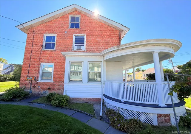 Photo 4 of House for sale at 82-84 Montgomery St, Middletown, NY 10940 | MLS# 1050850 | Listing updated on 2026-09-16