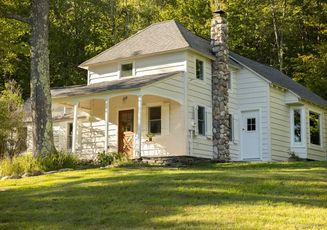 Single family home for sale at 371 Grooville Rd, Rockland, NY 12758 | MLS# 1050865