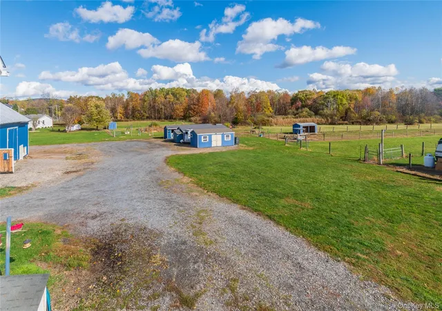Photo 3 of Single family home for sale at 269 Orchard Rd, Marlboro, NY 12528 | MLS# 1050871 | Listing updated on 2026-09-16