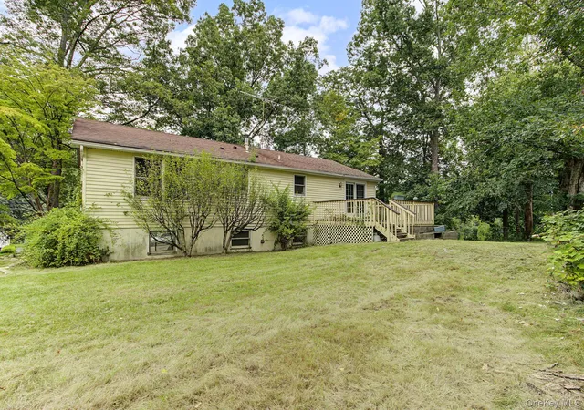 Photo 3 of Single family home for sale at 47 Jean Dr, Cortlandt, NY 10567 | MLS# 1050926 | Listing updated on 2026-09-30