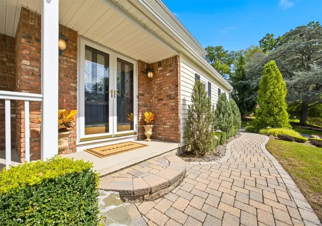 Photo 4 of Sale Pending at 159 Cowpens Dr, Orangetown, NY 10962 | MLS# 1050936 | Listing updated on 2026-10-13
