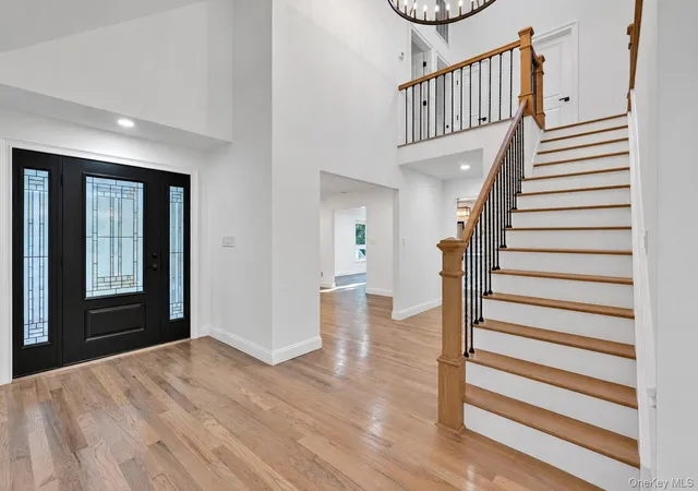Photo 3 of Single family home for sale at 6 Cedarfield Ter, Smithtown, NY 11780 | MLS# 1050942 | Listing updated on 2026-10-13