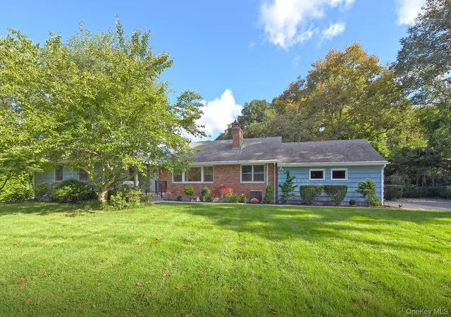 Photo 1 of Single family home for sale at 1950 Midlane, Oyster Bay, NY 11791 | MLS# 1051000 | Listing updated on 2026-09-25