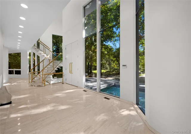 Photo 3 of Single family home for sale at 11 Surrey Ln, North Hempstead, NY 11568 | MLS# 1051014 | Listing updated on 2026-10-08