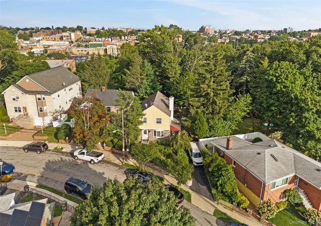 Photo 2 of Single family home for sale at 134 Hart Ave, Yonkers, NY 10704 | MLS# 1051021 | Listing updated on 2026-09-28