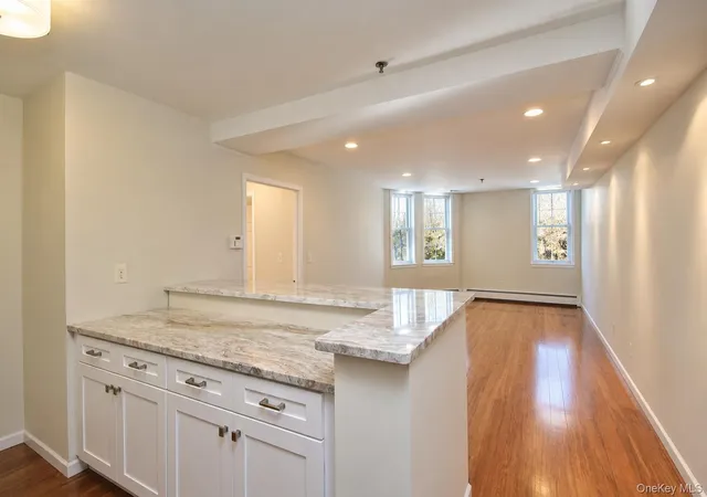 Photo 4 of Condo for sale at 100 Clarewood Dr #1K, Greenburgh, NY 10706 | MLS# 1051032 | Listing updated on 2026-09-16