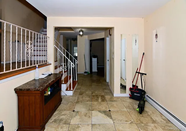 Photo 2 of Single family home for sale at 36 E Willow St, Brookhaven, NY 11784 | MLS# 1051058 | Listing updated on 2026-10-05