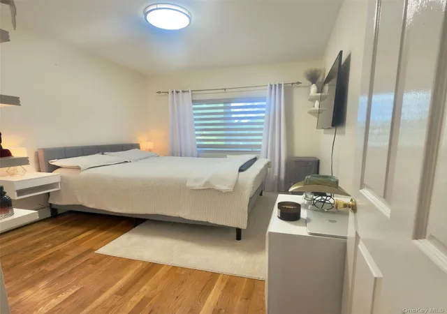 Photo 4 of House for sale at 69-29 53rd Drive, New York, NY 11378 | MLS# 1051066 | Listing updated on 2026-09-16