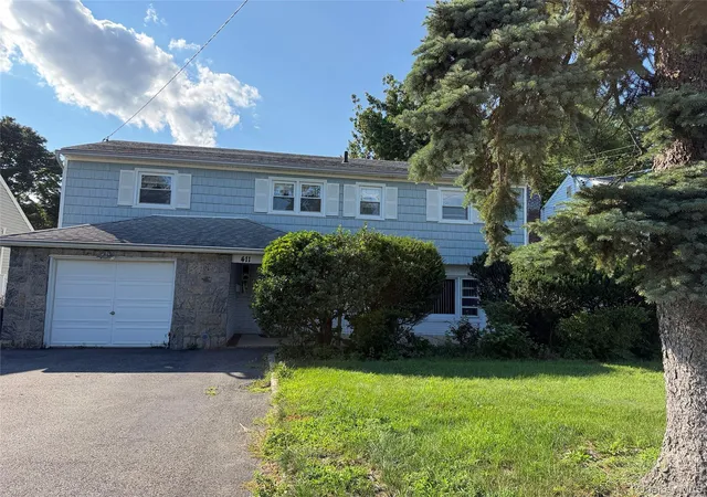 Photo 1 of Single family home for sale at 411 Cornwell Ave, Hempstead, NY 11565 | MLS# 1051093 | Listing updated on 2026-10-04