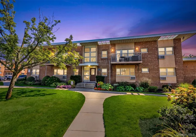 Photo 1 of Condo for sale at 4 Rose St #Building 2, Unit C1, Hempstead, NY 11572 | MLS# 1051094 | Listing updated on 2026-09-17