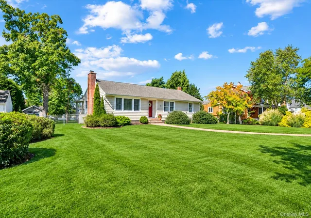 Photo 2 of Single family home for sale at 72 S Penataquit Ave, Islip, NY 11706 | MLS# 1051105 | Listing updated on 2026-09-22