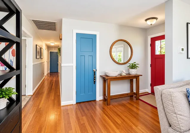Photo 3 of Single family home for sale at 72 S Penataquit Ave, Islip, NY 11706 | MLS# 1051105 | Listing updated on 2026-09-22