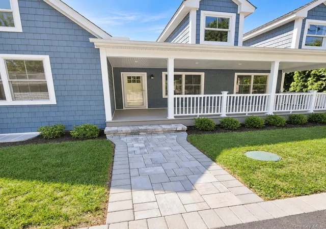 Photo 3 of Single family home for sale at 5 Ln G, Huntington, NY 11743 | MLS# 1051108 | Listing updated on 2026-10-01