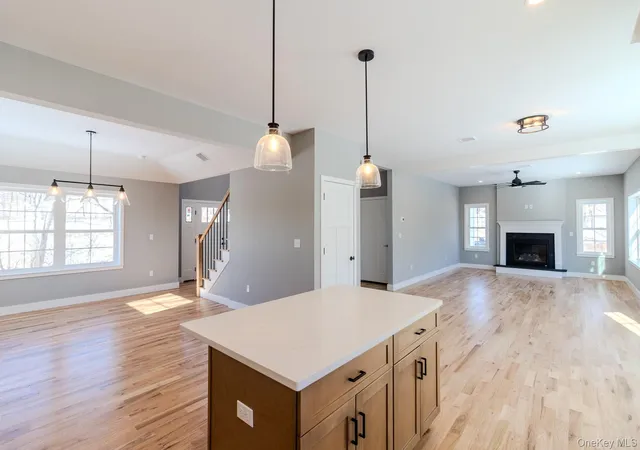 Photo 2 of Single family home for sale at 517 Old Mountain Rd, Mount Hope, NY 10963 | MLS# 1051131 | Listing updated on 2026-09-28