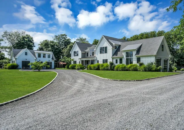 Photo 2 of Single family home for sale at 712 Hubbard Ave, Riverhead, NY 11901 | MLS# 1051138 | Listing updated on 2026-10-05