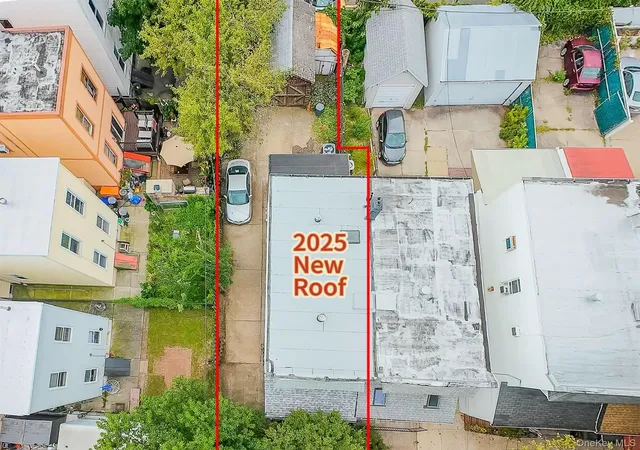 Photo 2 of Single family home for sale at 6128 62nd Street, New York, NY 11379 | MLS# 1051148 | Listing updated on 2026-09-16
