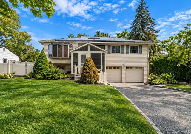 Single family home for sale at 9 Mulberry Dr, Smithtown, NY 11787 | MLS# 1051155