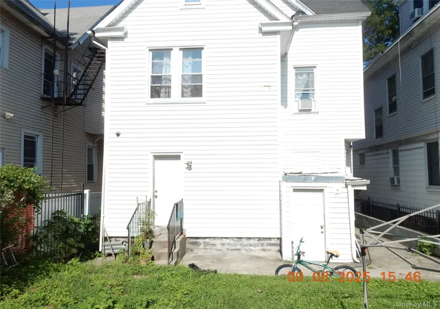 Photo 4 of House for sale at 342 S 2nd Avenue, Mount Vernon, NY 10550 | MLS# 1051161 | Listing updated on 2026-09-16