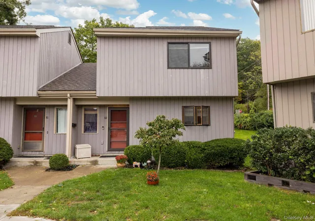 Photo 1 of Single family home for sale at 82 Rondout Harbor, Esopus, NY 12466 | MLS# 1051170 | Listing updated on 2026-10-06