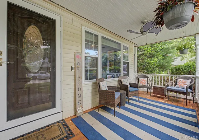 Photo 3 of Single family home for sale at 15 Winnecomac Cir, Smithtown, NY 11754 | MLS# 1051191 | Listing updated on 2026-10-06