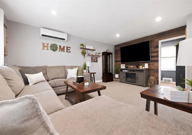 Photo 3 of Sale Pending at 293 Roosevelt Ave, Hempstead, NY 11520 | MLS# 1051194 | Listing updated on 2026-10-08
