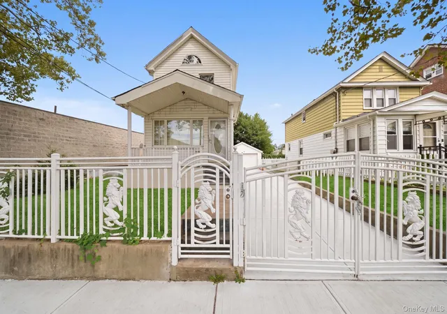 Single family home for sale at 21615 113th Avenue, New York, NY 11429 | MLS# 1051202