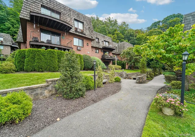 Photo 1 of Sale Pending at 4 Briarcliff Dr S #9, Ossining, NY 10562 | MLS# 1051209 | Listing updated on 2026-10-01