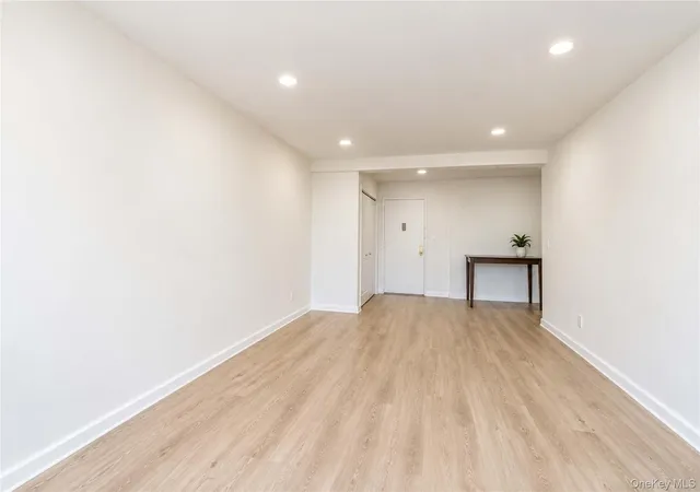 Photo 2 of Condo for sale at 145 Lincoln, New York, NY 10306 | MLS# 1051216 | Listing updated on 2026-09-16