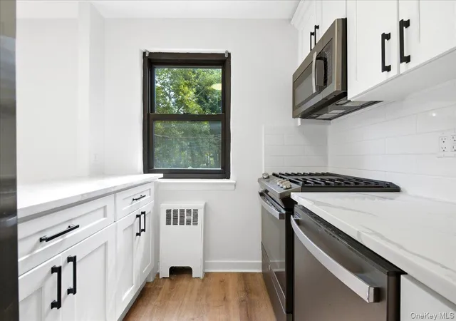 Photo 4 of House for sale at 13 Terrace Cir #2B, North Hempstead, NY 11021 | MLS# 1051226 | Listing updated on 2026-09-17