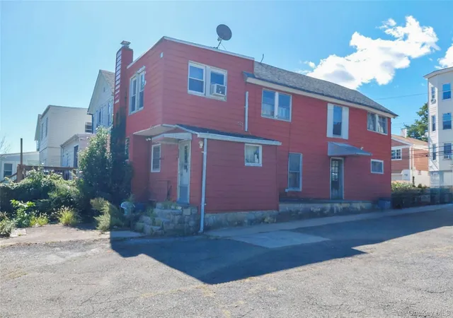 Photo 2 of Sale Pending at 2 Alder St, Yonkers, NY 10701 | MLS# 1051274 | Listing updated on 2026-10-06