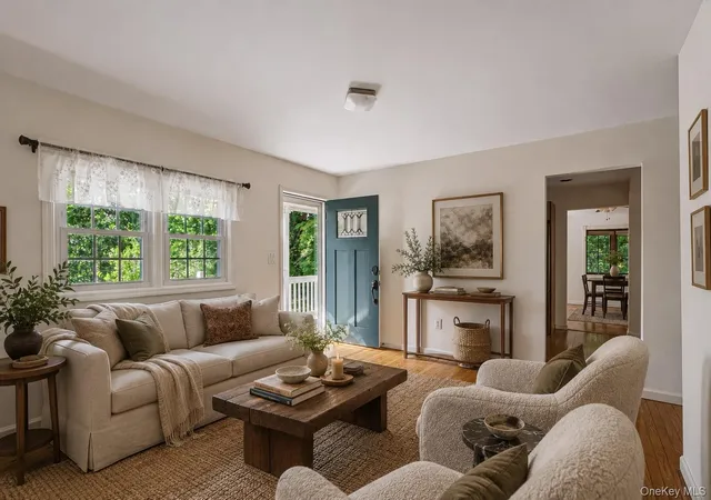 Photo 3 of Single family home for sale at 9 Horns Park Rd, Hyde Park, NY 12538 | MLS# 1051277 | Listing updated on 2026-09-28